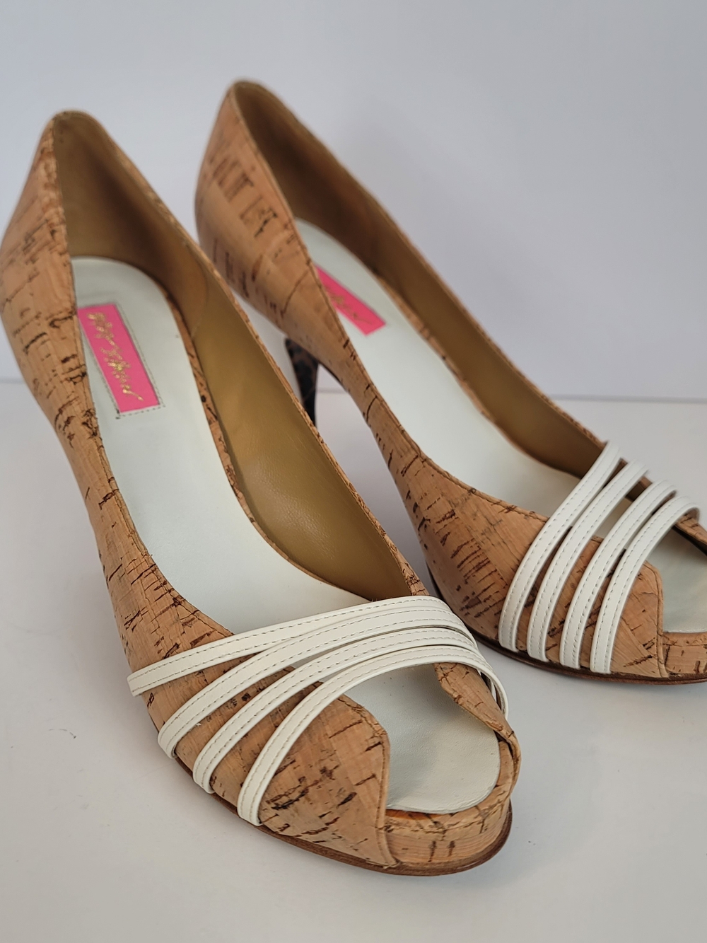 Betsey Johnson Jordan Peep Toe Pumps Heels Natural Tan Cork White Straps 10
